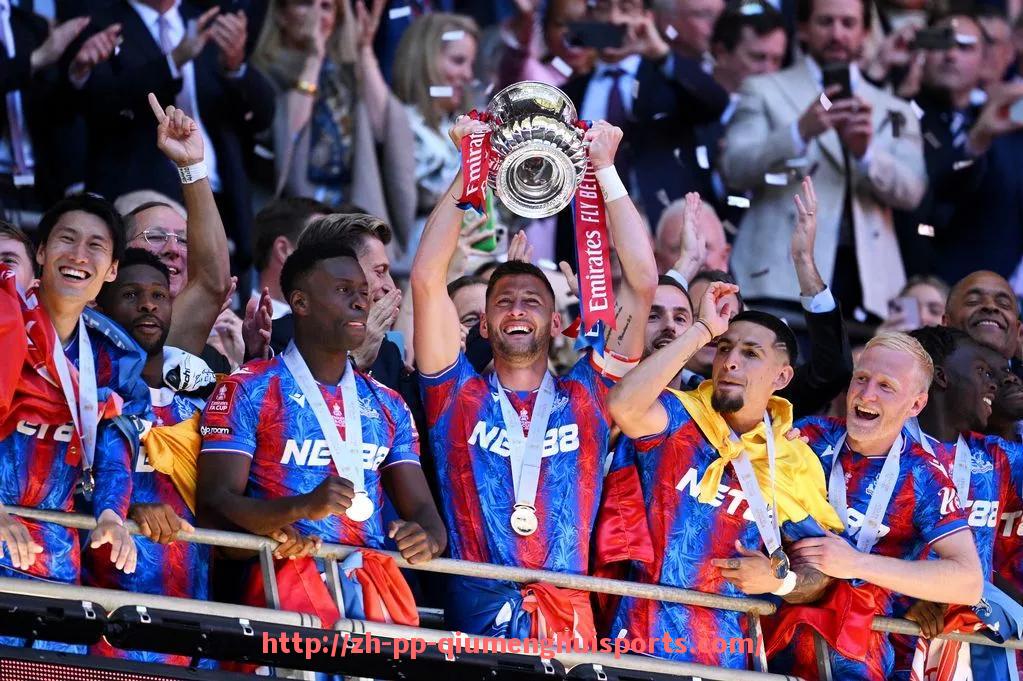 球盟会官网-里皮执教意甲大球队的辉煌历程回顾