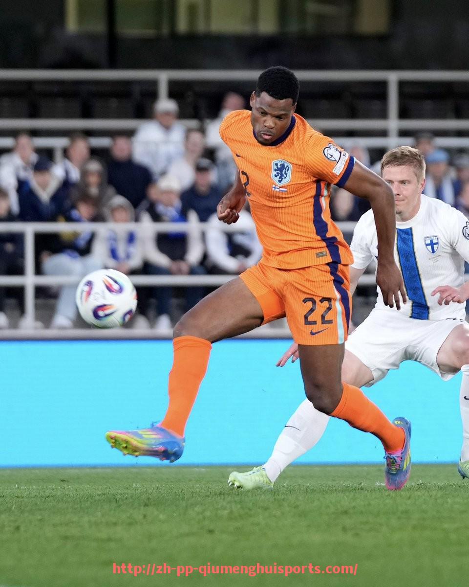 球盟会官网-法甲赛季失误统计与反思：球队失误与战术调整